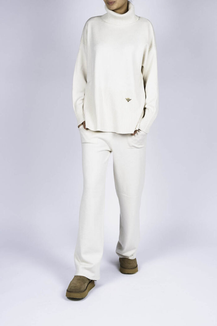 Compleu casual din modal white - imagine 4