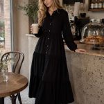 Rochie camasa midi cu mânecă lungă și nasturi