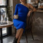 Rochie mulata asimetrica din tricot