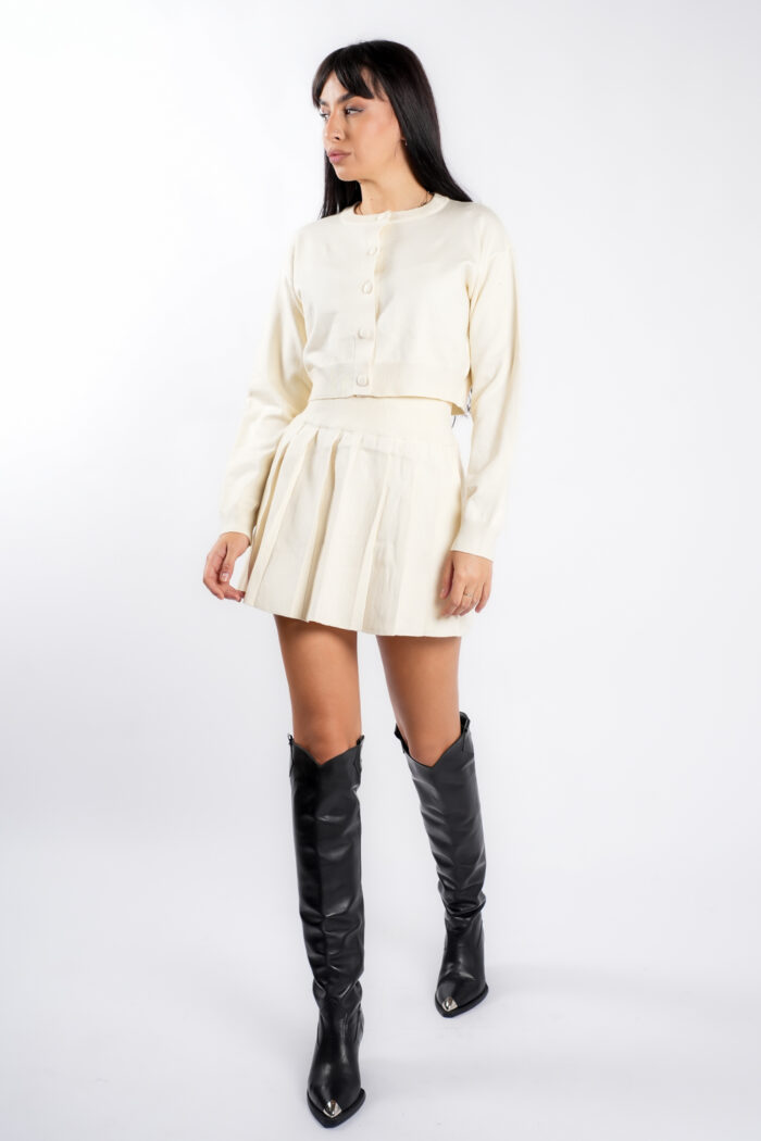 Compleu Ivory cu fusta plisata - imagine 4