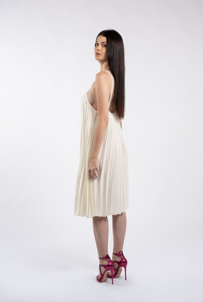 Rochie midi crem plisată, cu bretele încrucișate la decolteu - imagine 4