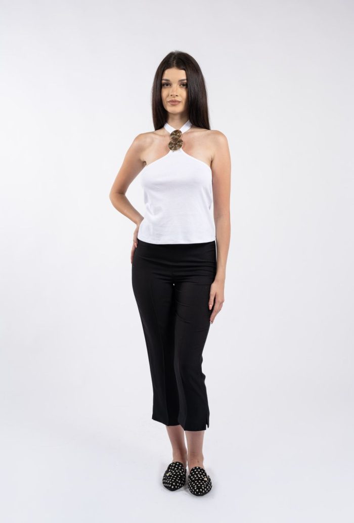 Top alb cu decolteu halter și ornament auriu - imagine 3